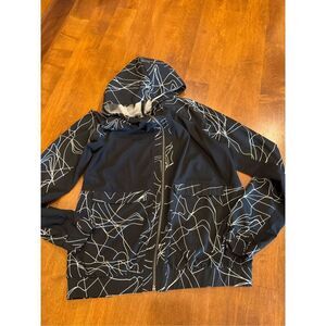 Woman’s Fabletics workout zipper jacket size small